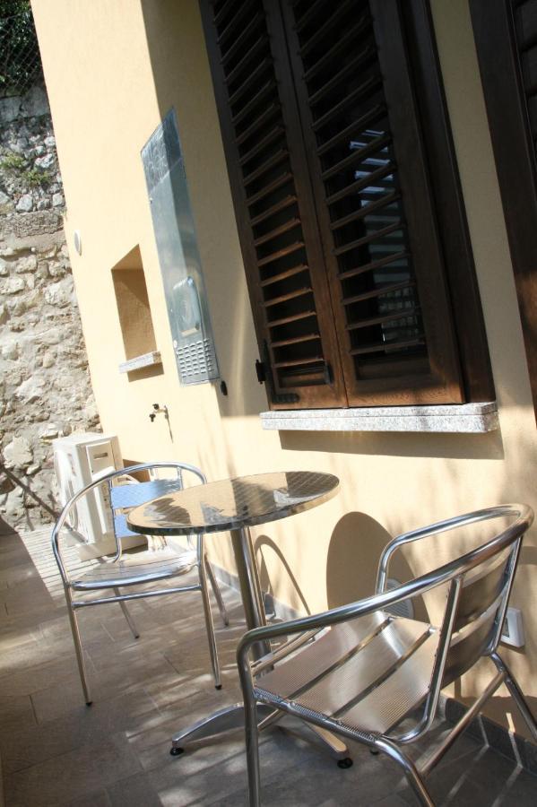 La Dimora Dei Pescatori Monteisola Apartment มอนเต อิโซลา ภายนอก รูปภาพ